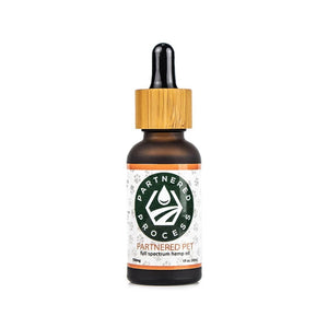Partnered Process Partnered Pet full spectrum hemp oil 750mg tincture bottle with bamboo dropper cap for pets.